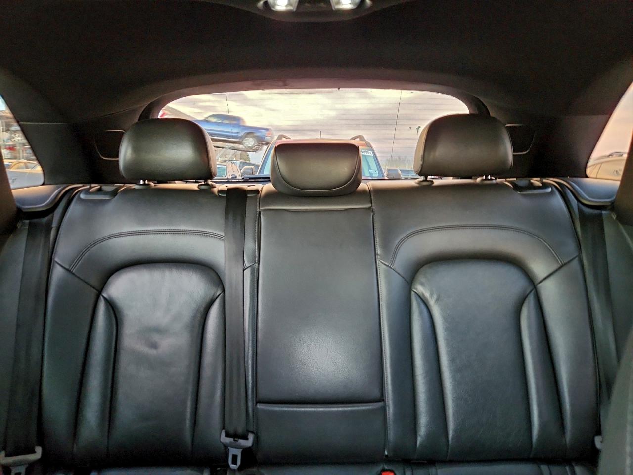 Audi Q3 Prestige Image 14