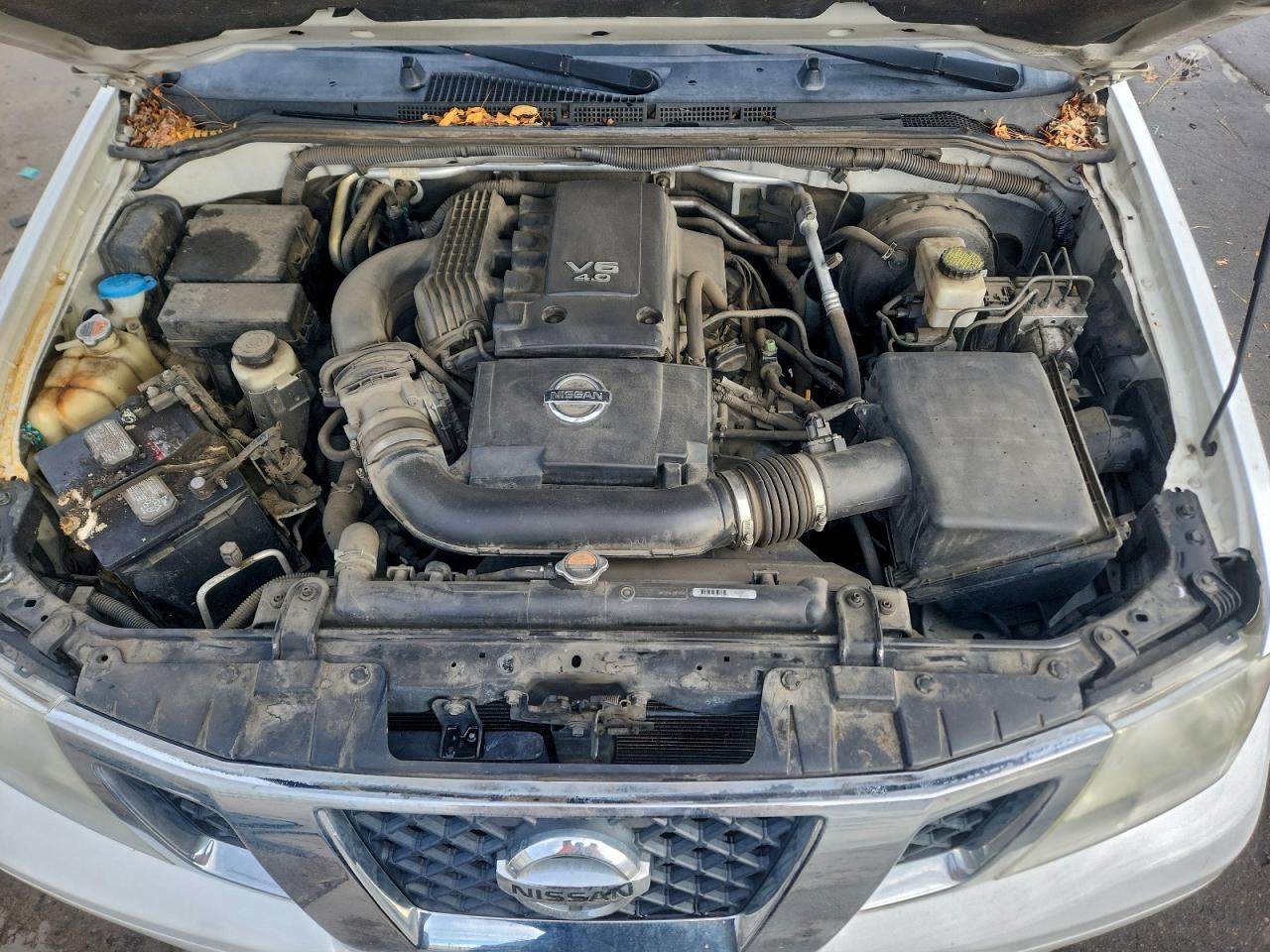 Nissan Frontier S Image 12