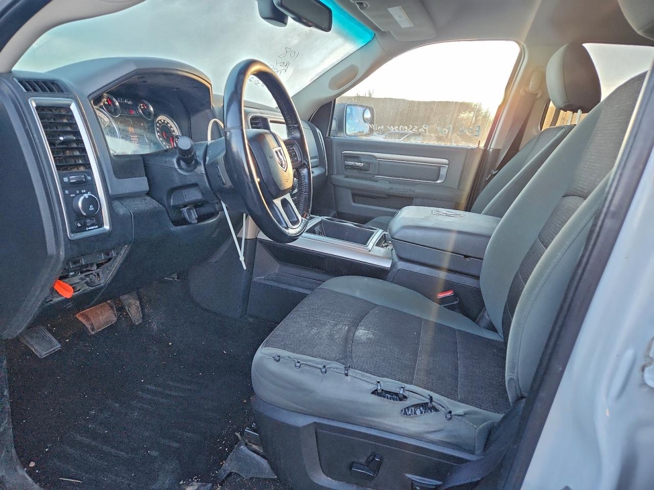 Ram 1500 Slt Image 4