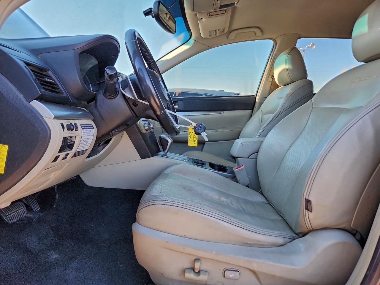 Subaru Outback 2.5i Premium Image 6