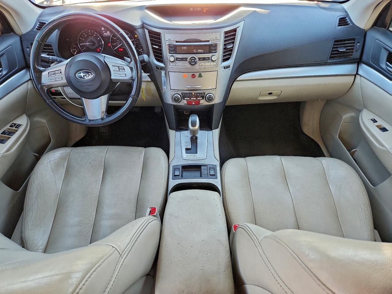 Subaru Outback 2.5i Premium Image 14