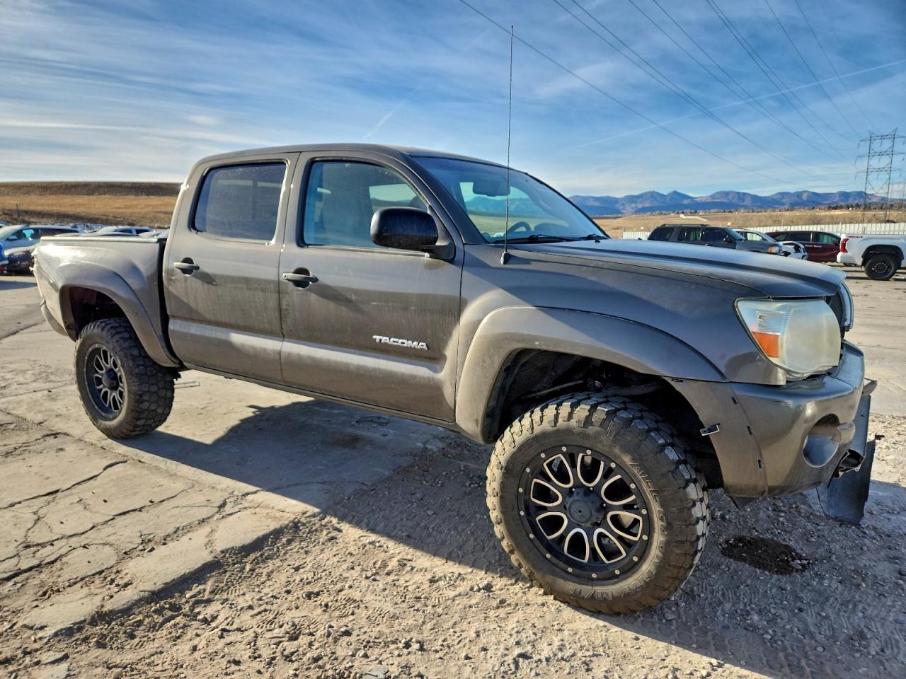 Toyota Tacoma Double Cab Image 12