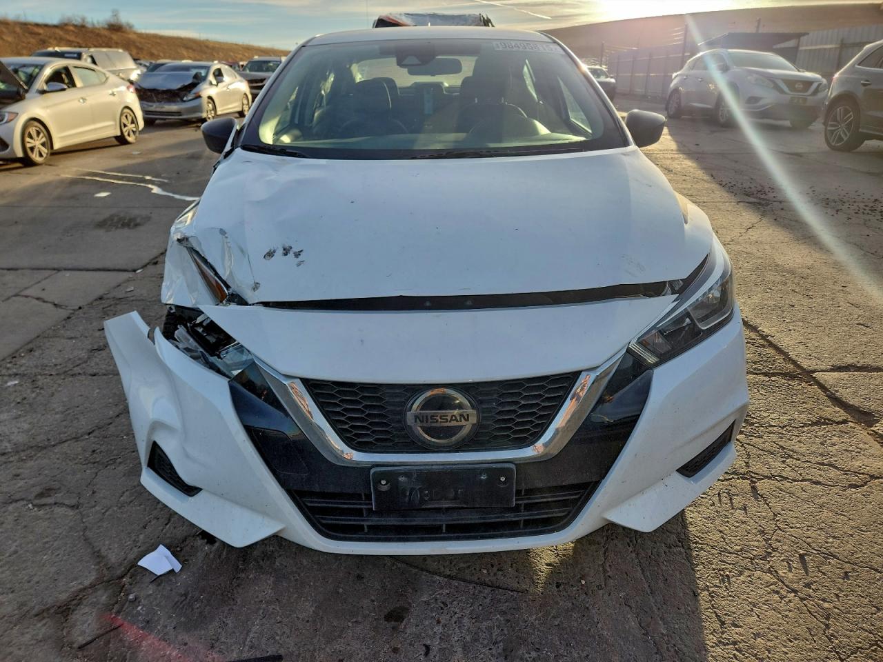 Nissan Versa S Image 5