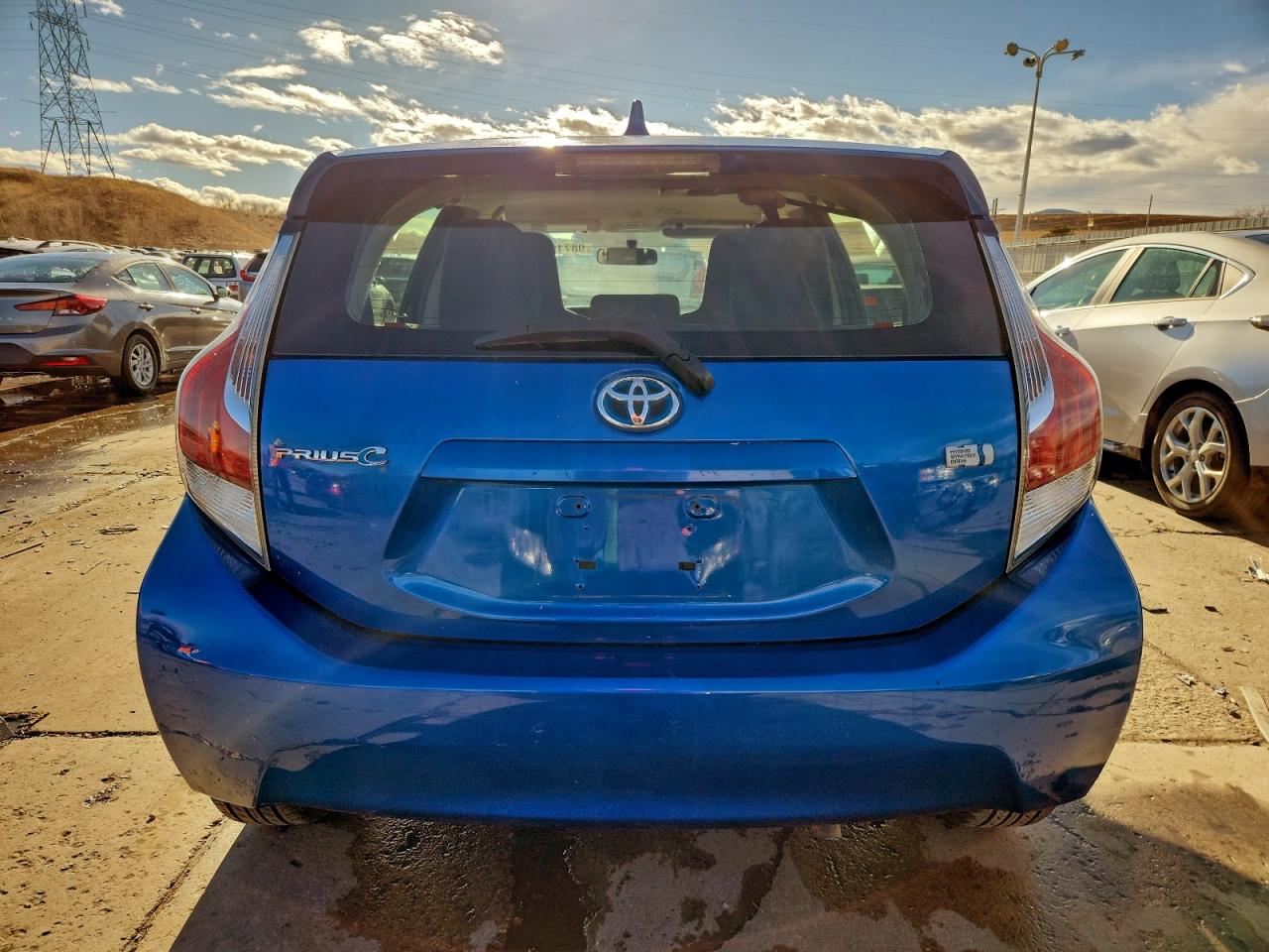 Toyota Prius Image 8
