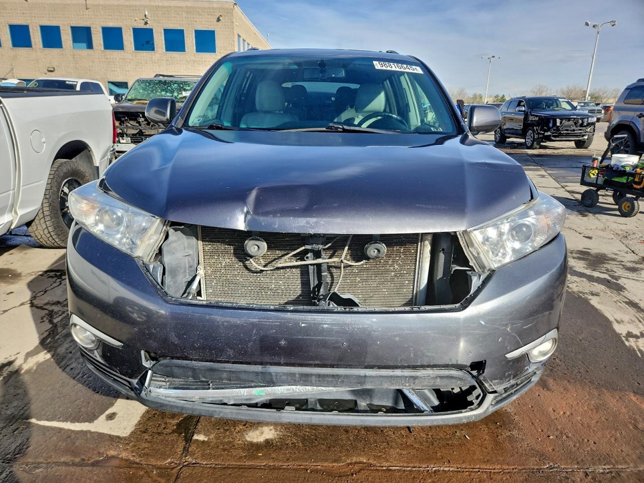 Toyota Highlander Limited Image 8