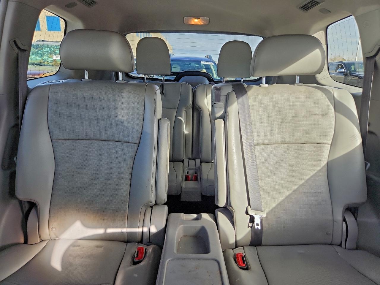 Toyota Highlander Limited Image 13