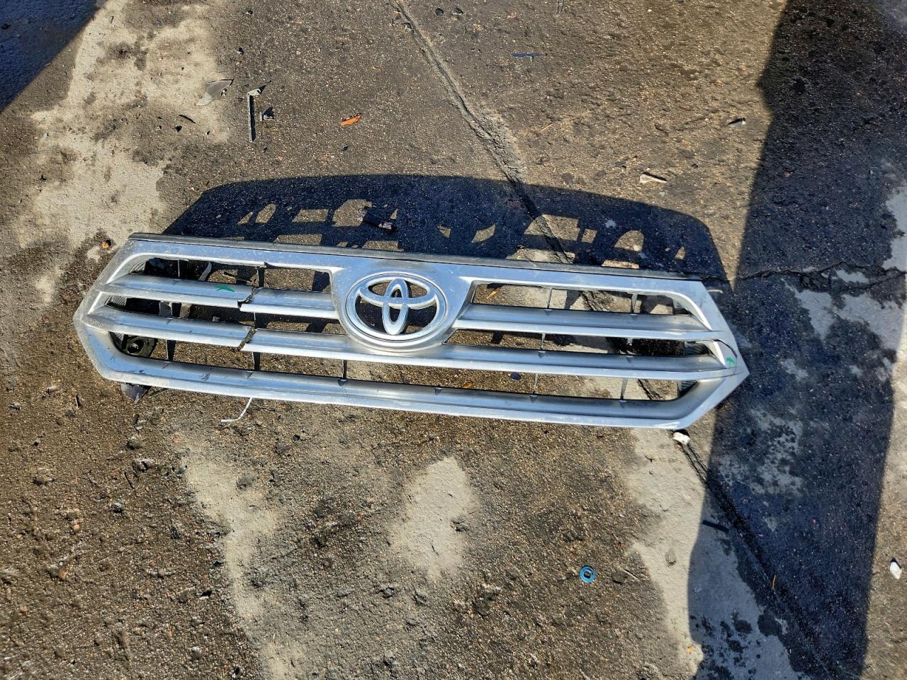 Toyota Highlander Limited Image 12