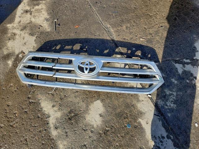 Toyota Highlander Limited Image 12