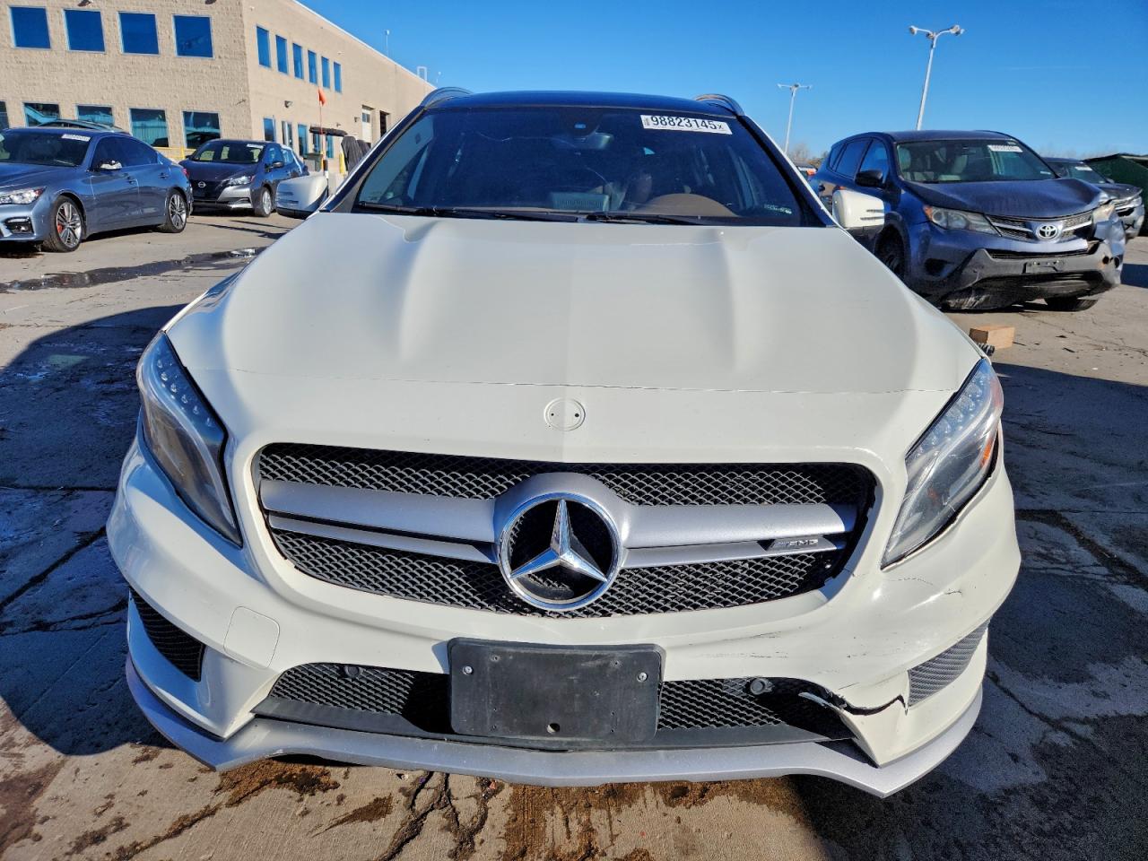 Mercedes-Benz GLA 45 Amg Image 11