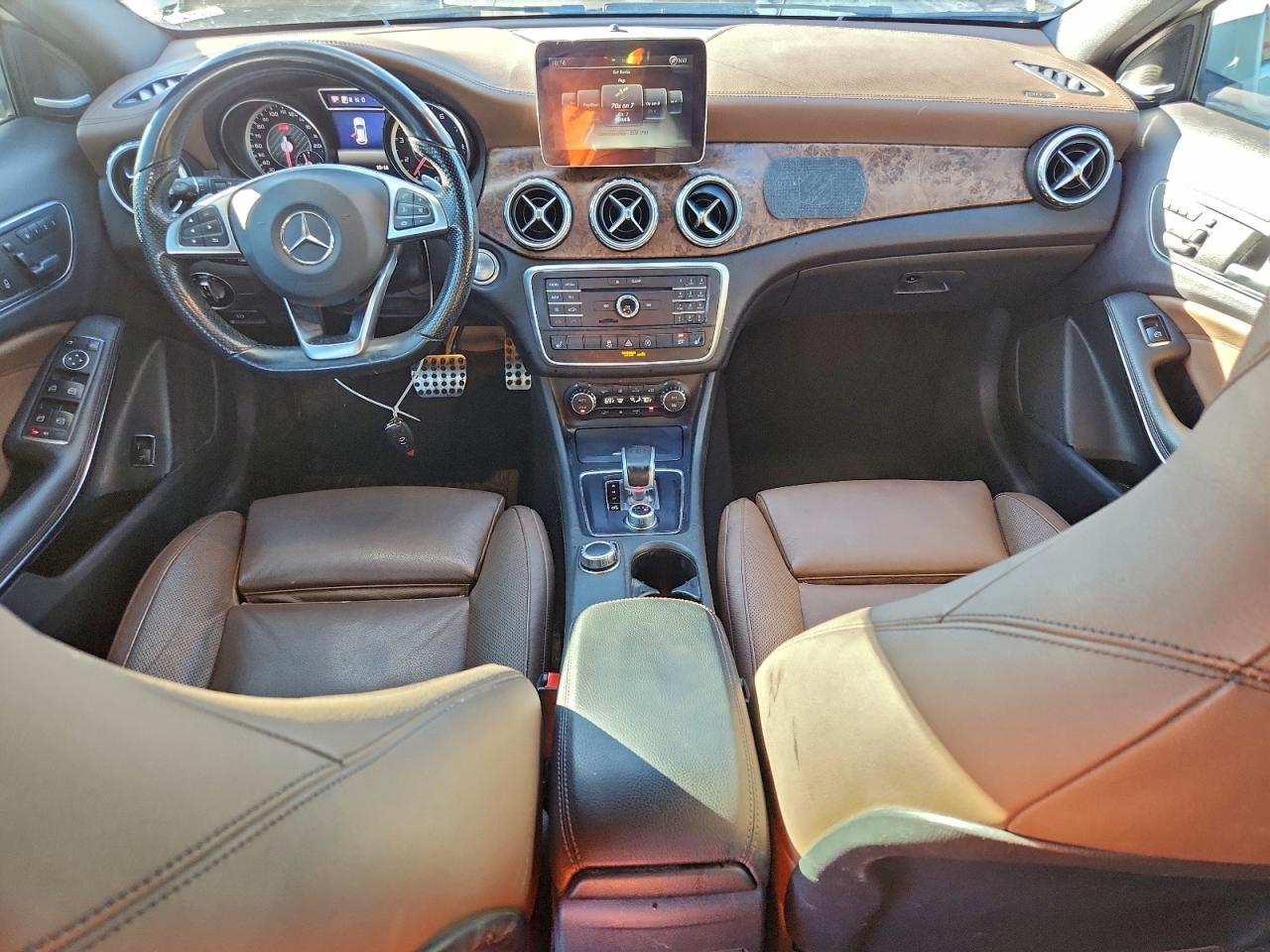 Mercedes-Benz GLA 45 Amg Image 6