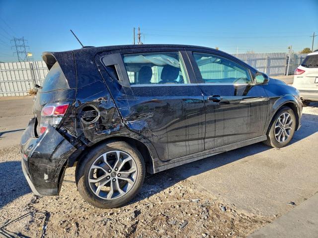 Chevrolet Sonic Lt Image 9