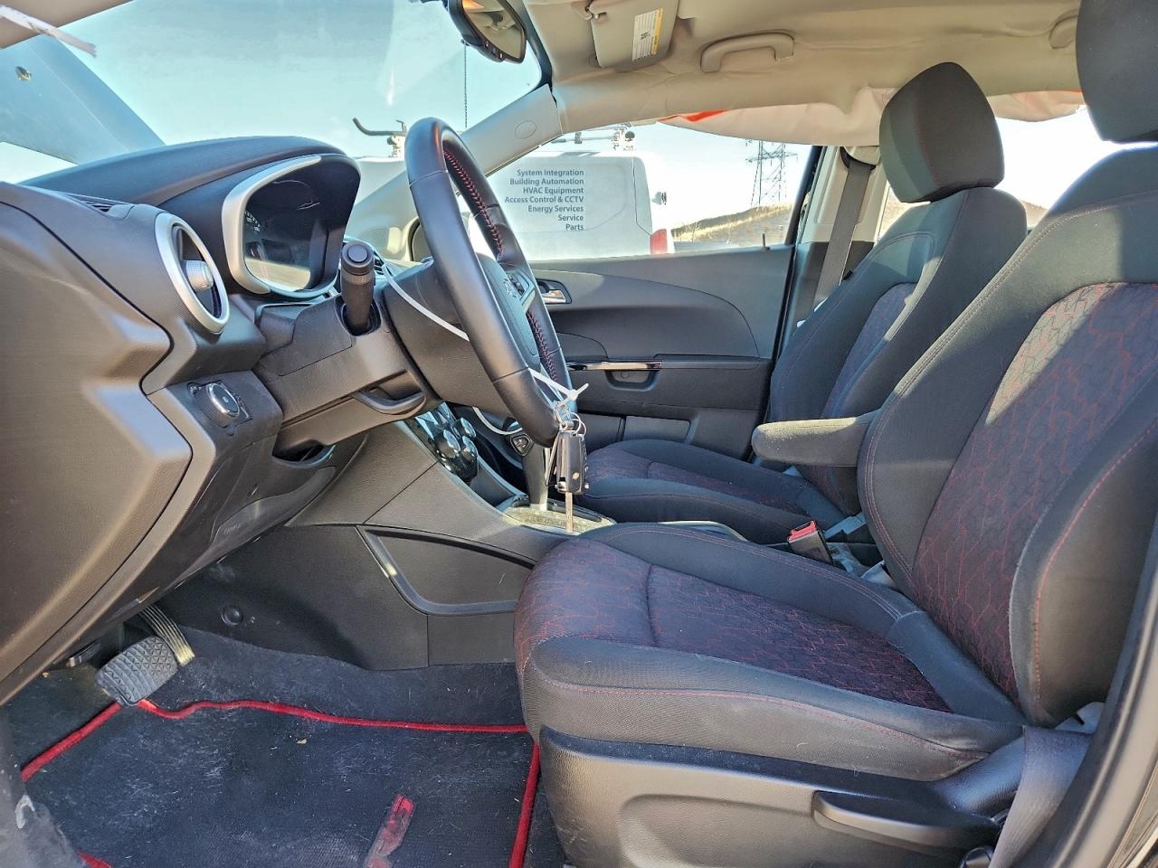 Chevrolet Sonic Lt Image 8