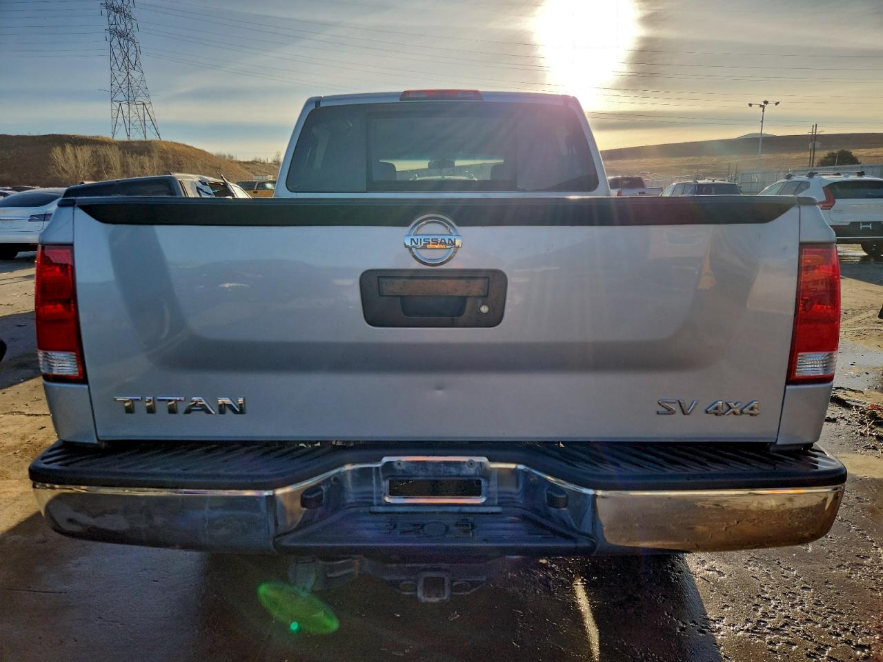 Nissan Titan S Image 10