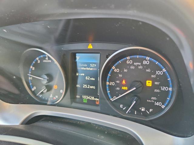 Toyota RAV4 Le Image 7