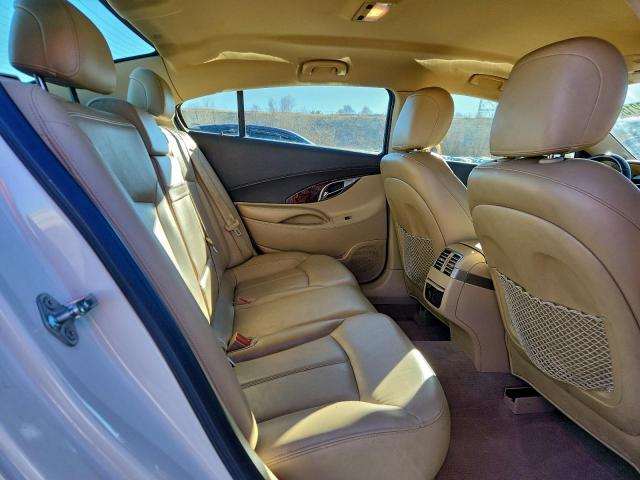 Buick LaCrosse Image 9