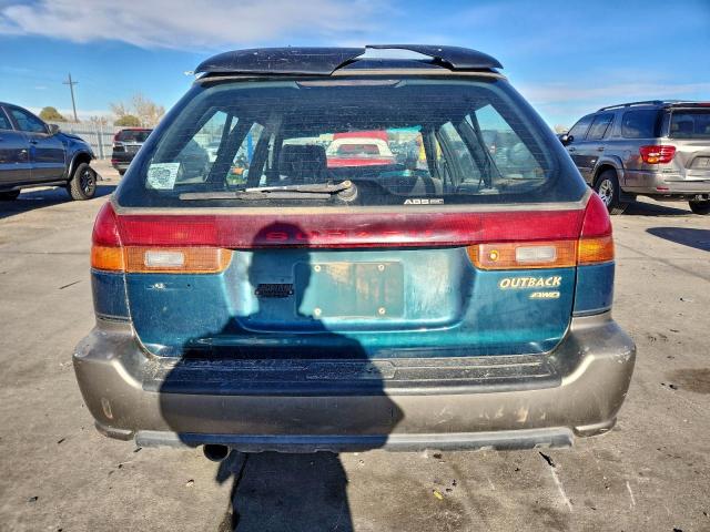 Subaru Legacy Outback Image 6