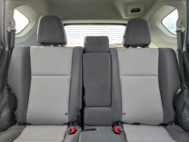 Toyota RAV4 Le Image 7