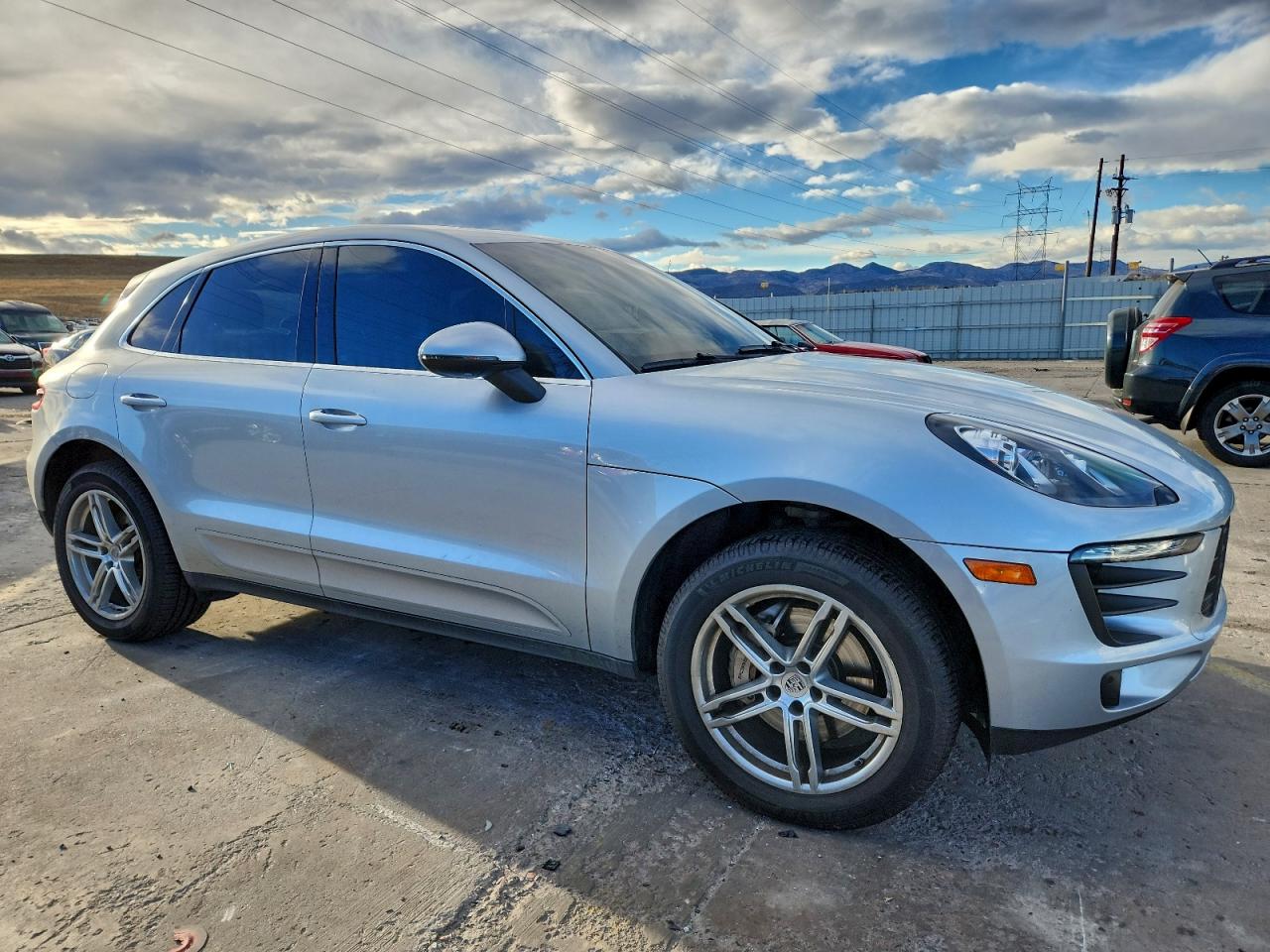 Porsche Macan S Image 5