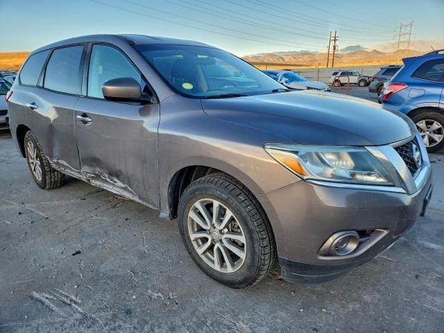 Nissan Pathfinder S Image 2