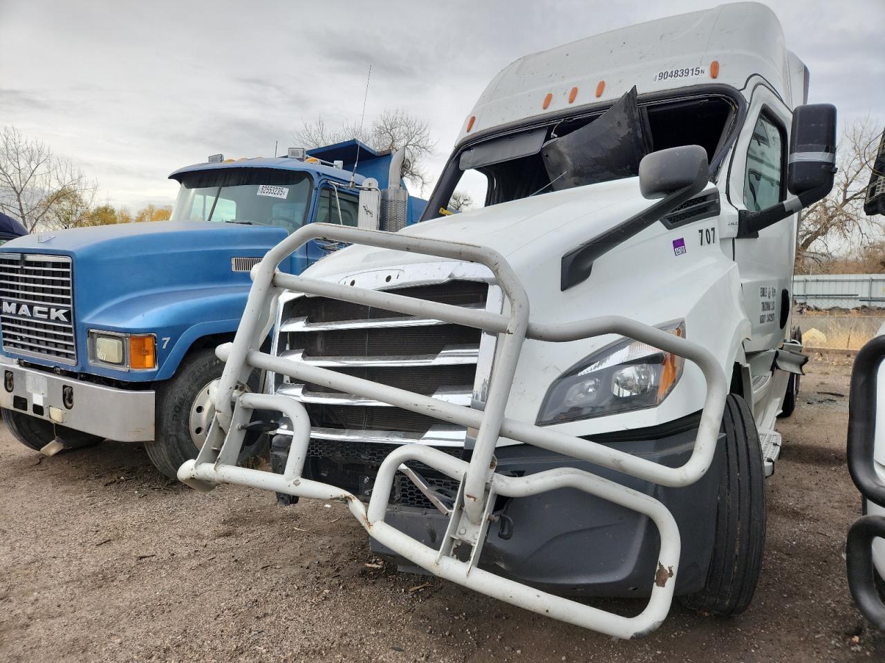 Freightliner Cascadia 1 Image 7