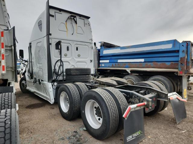 Freightliner Cascadia 1 Image 3