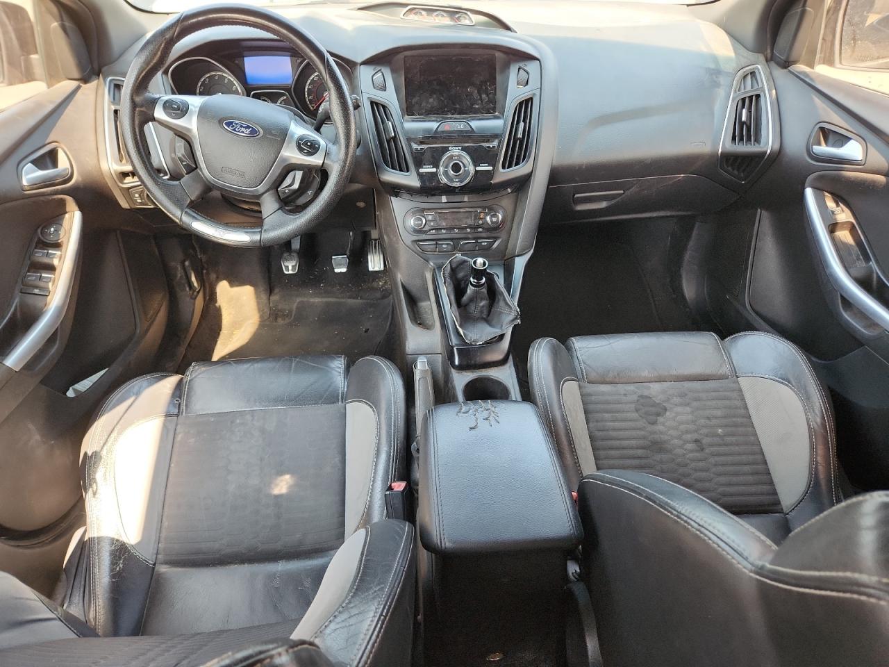 Ford Focus St Image 5