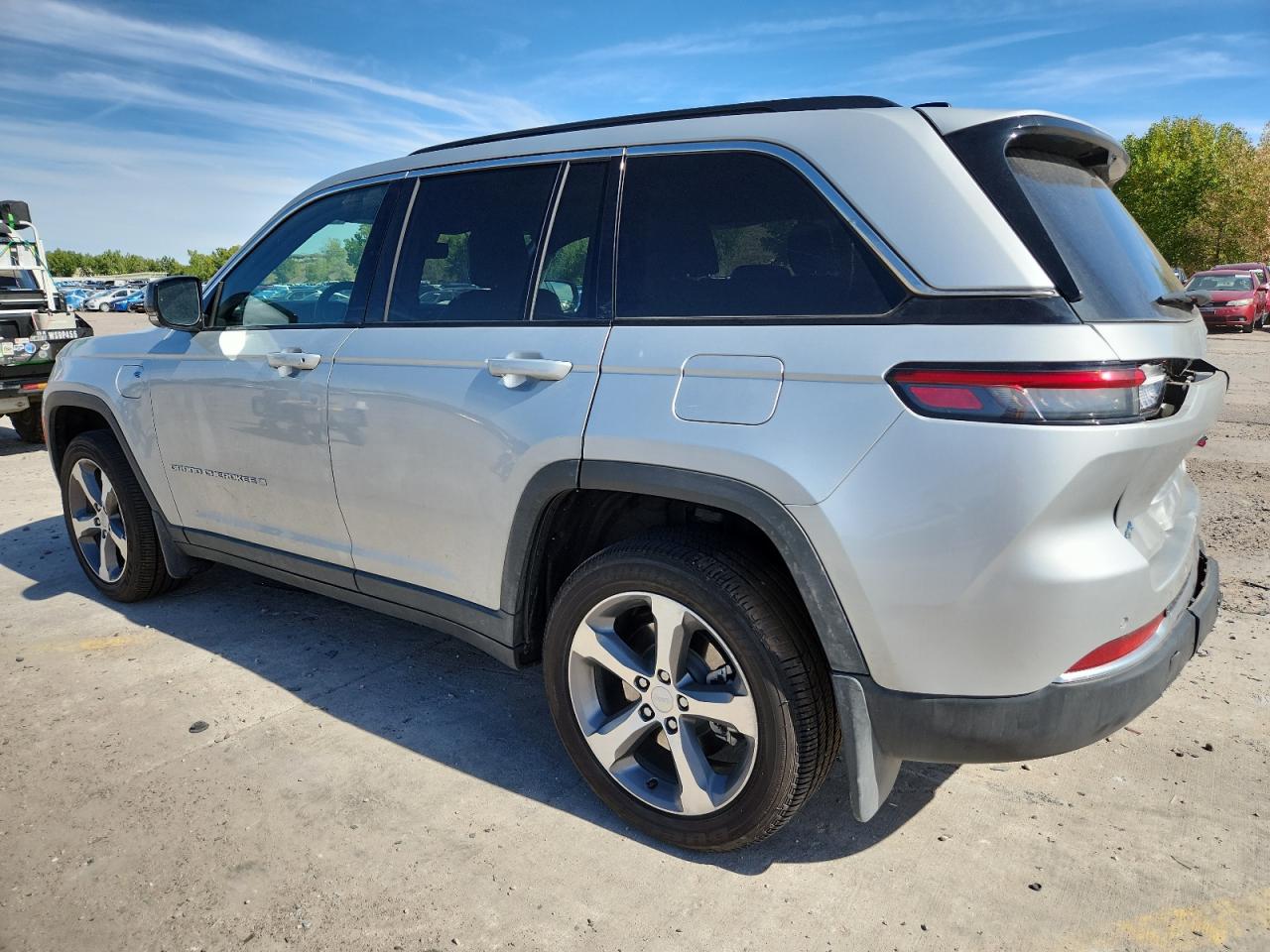 Jeep Grand Cherokee Limited 4xe Image 2