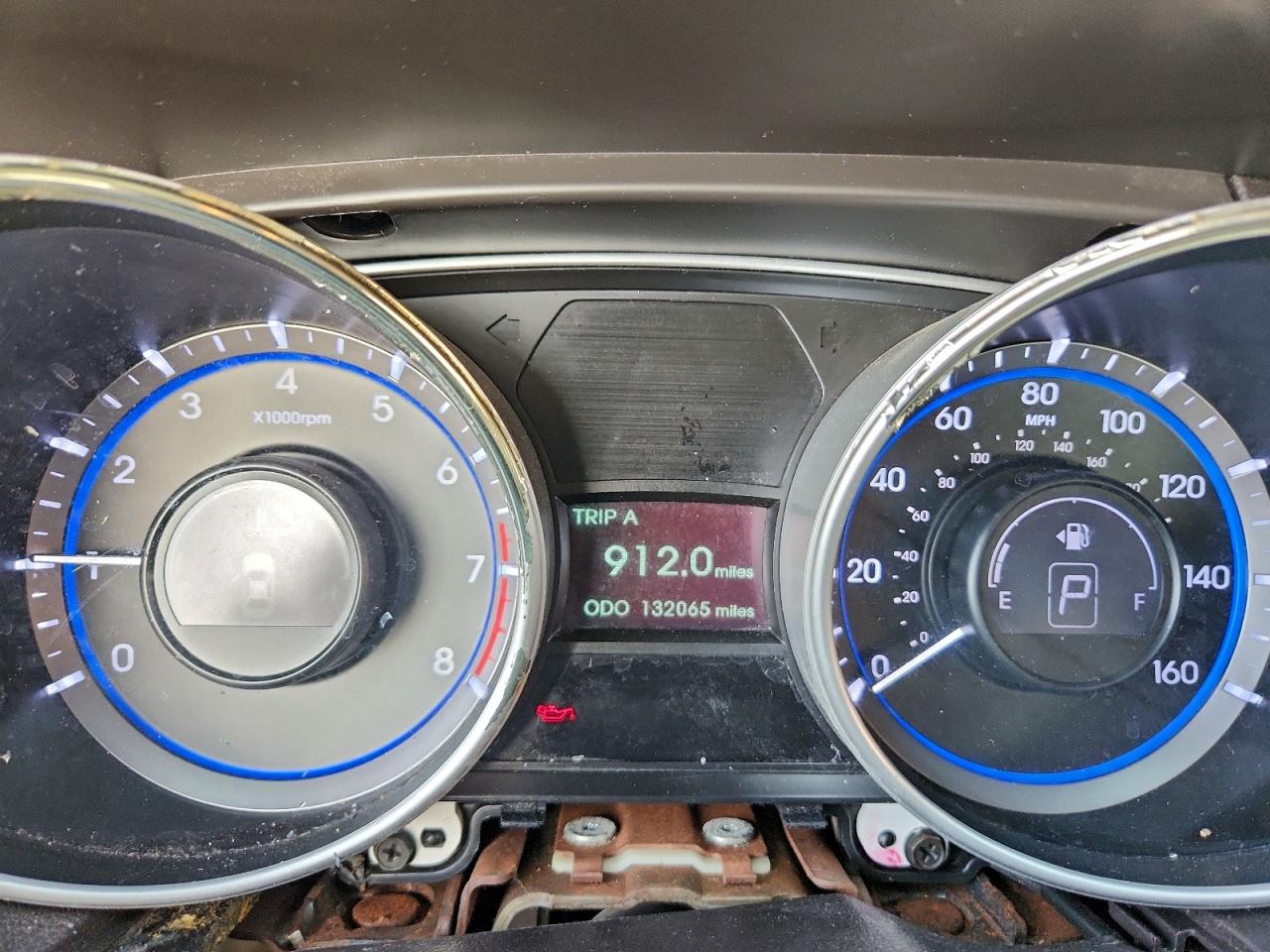 Hyundai SONATA Gls Image 9