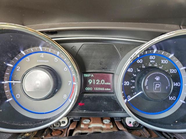 Hyundai SONATA Gls Image 9