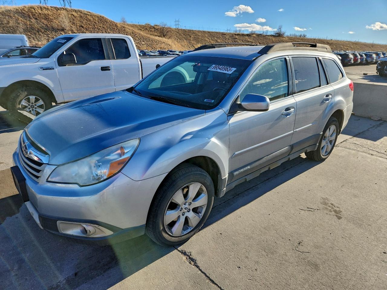 Subaru Outback 2.5i Limited Image 1