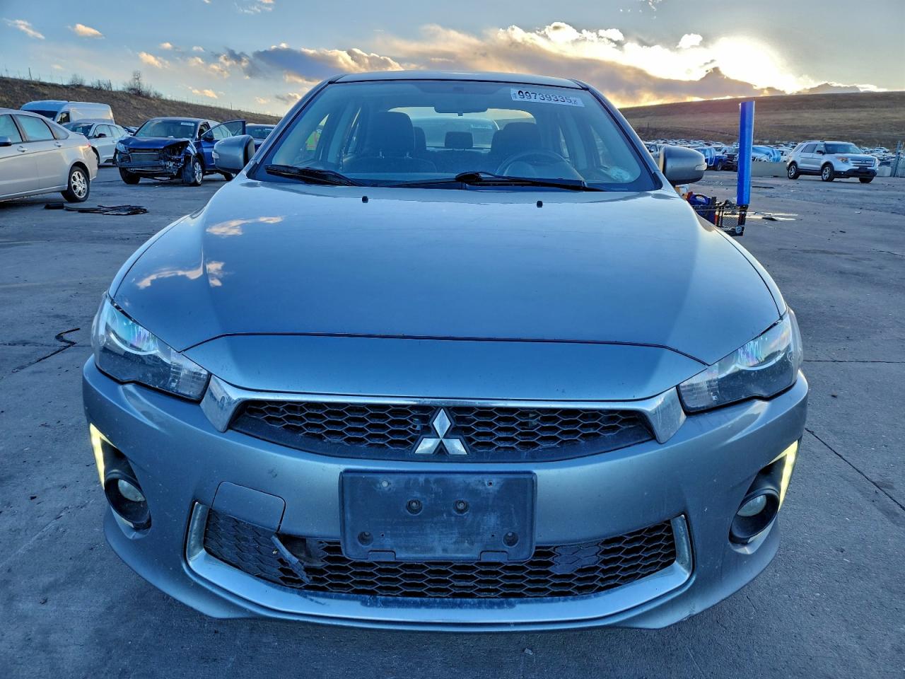 Mitsubishi Lancer Es Image 5