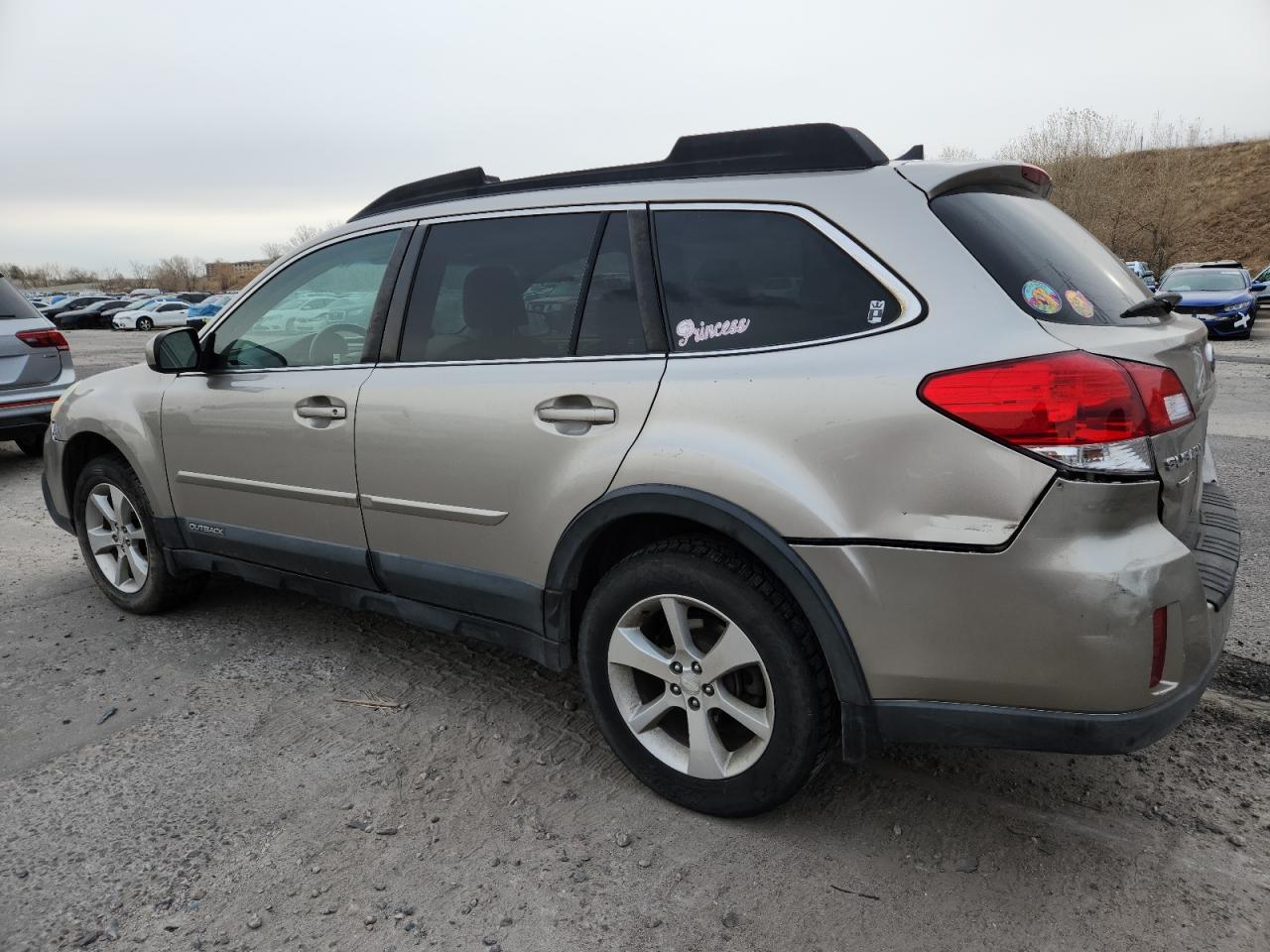 Subaru Outback 2.5i Limited Image 4