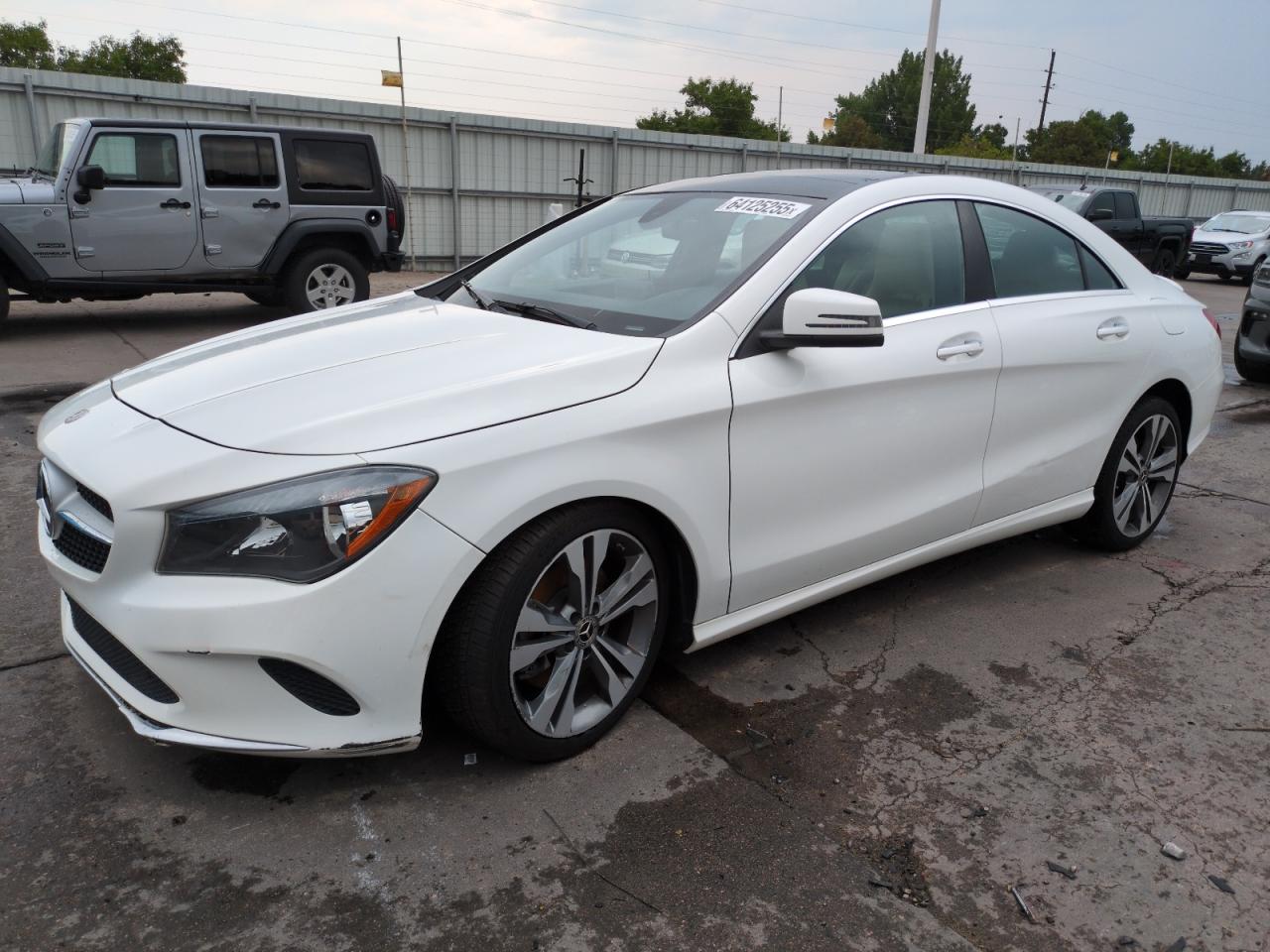 Mercedes-Benz Cla-class 250 4matic Image 1