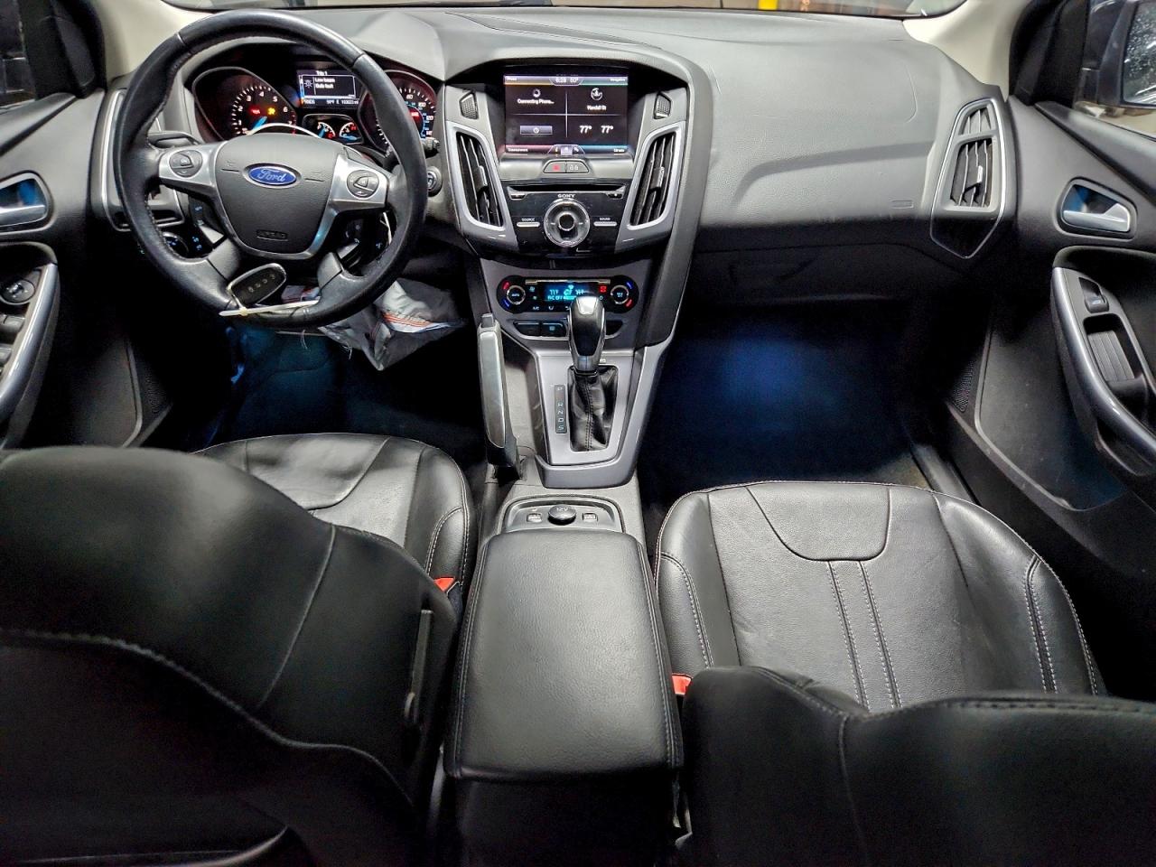 Ford Focus Titanium Image 6