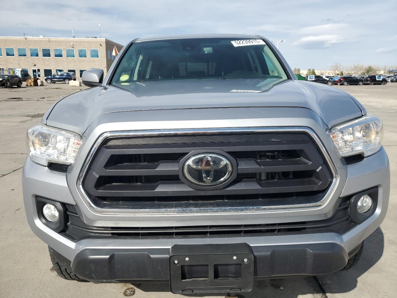 Toyota Tacoma Double Cab Image 12