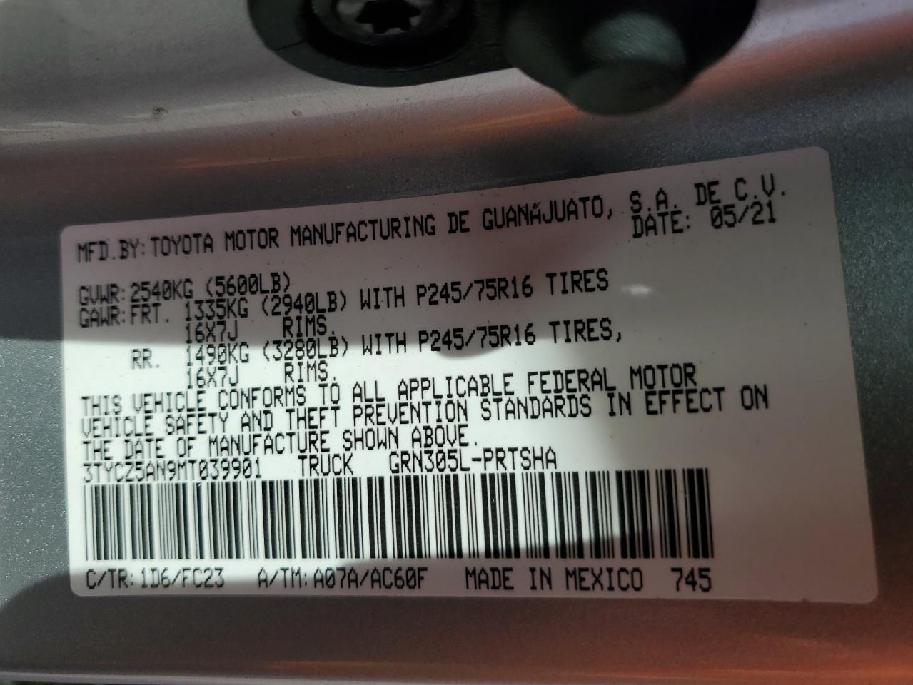 Toyota Tacoma Double Cab Image 6