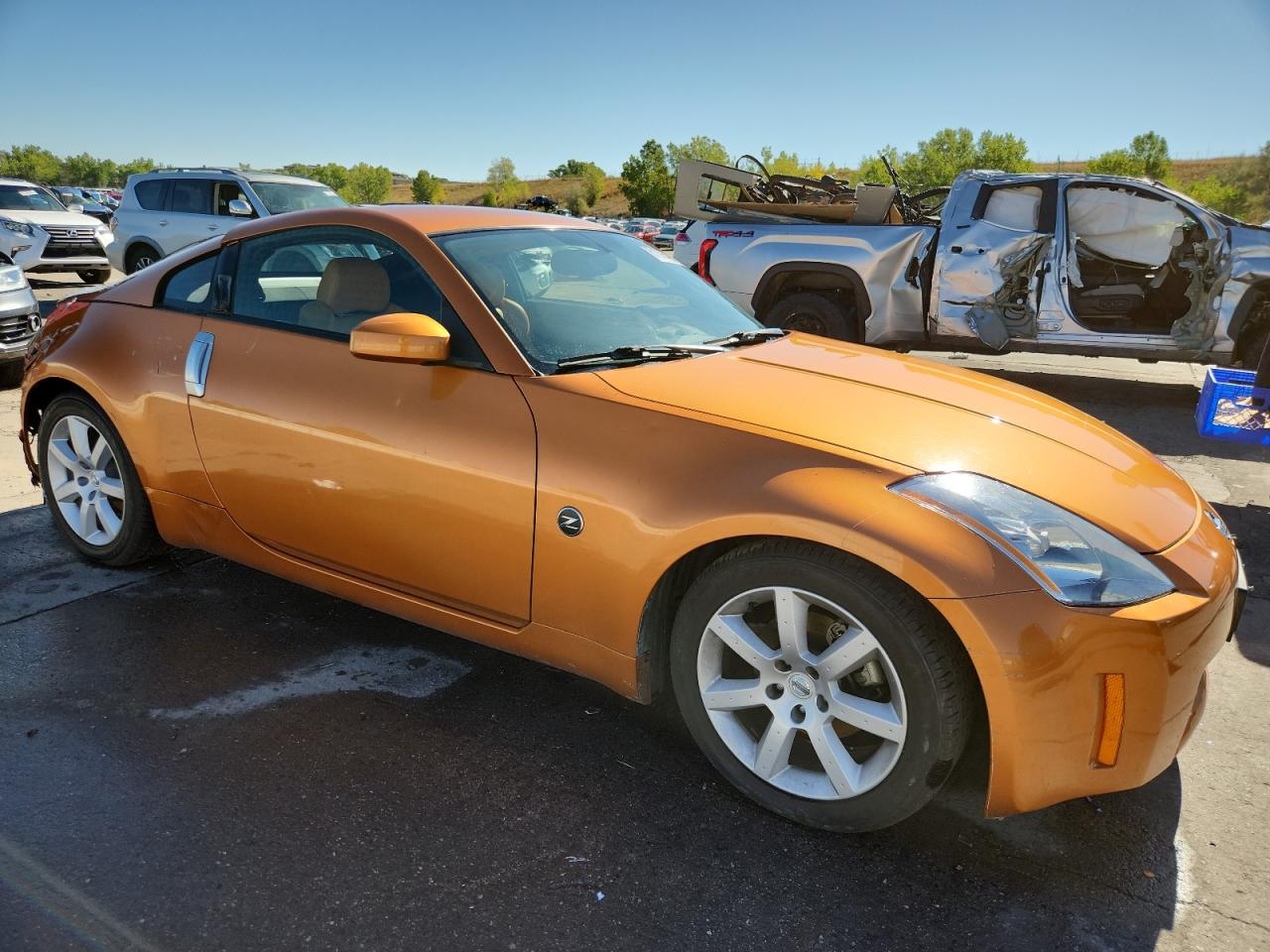 Nissan 350Z Coupe Image 12