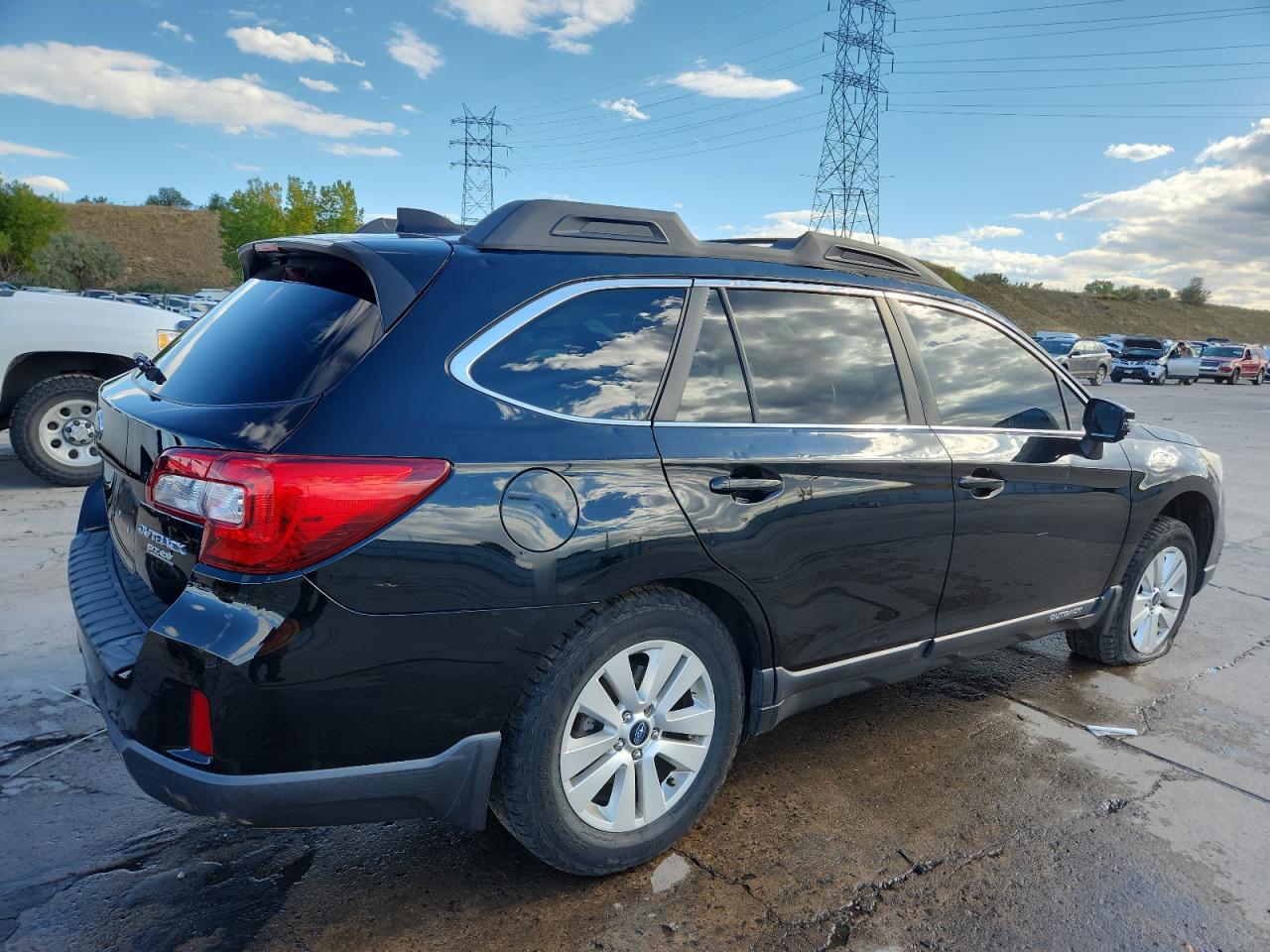 Subaru Outback 2.5i Premium Image 6