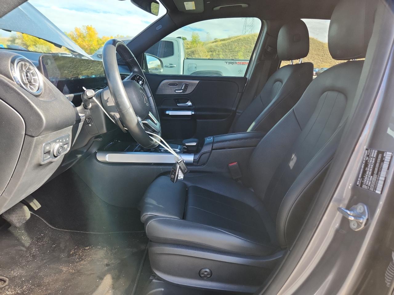 Mercedes-Benz GLB 250 4matic Image 10