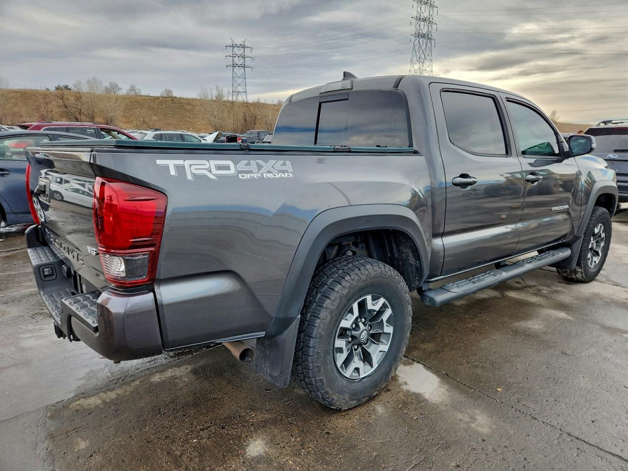 Toyota Tacoma Double Cab Image 5