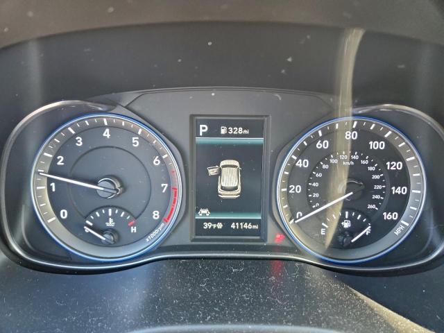 Hyundai KONA Limited Image 8