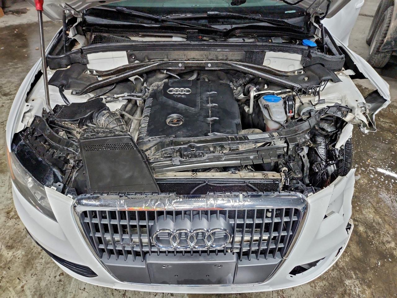 Audi Q5 Premium Plus Image 12