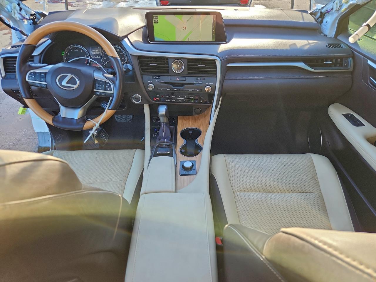 Lexus RX 350 L Image 6