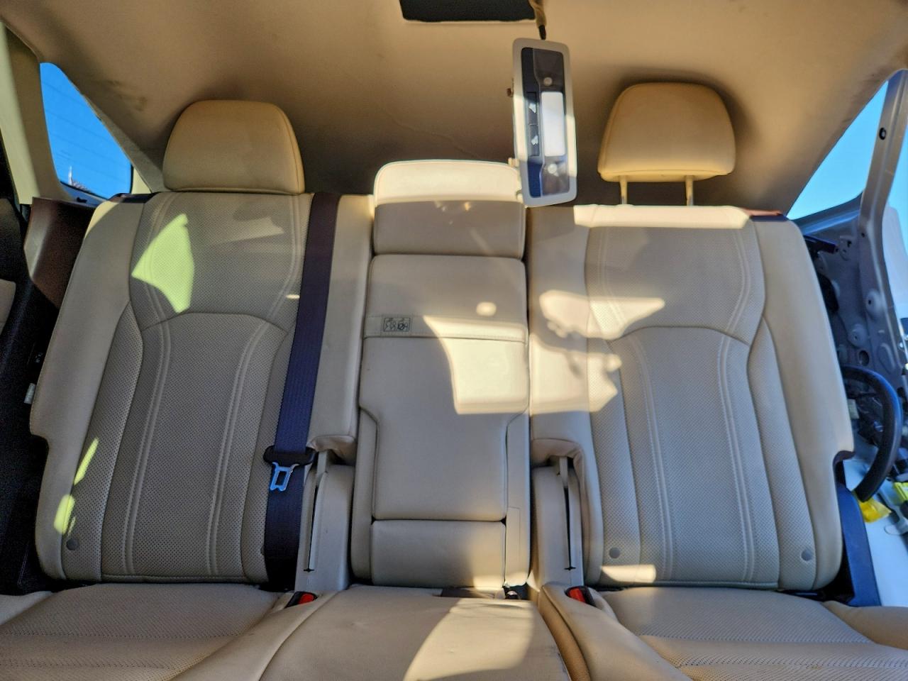 Lexus RX 350 L Image 9