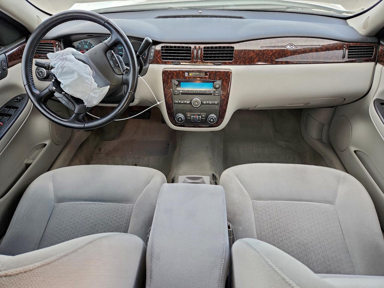 Chevrolet Impala Lt Image 3