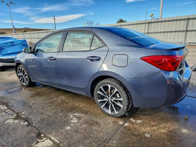 Toyota Corolla L Image 10