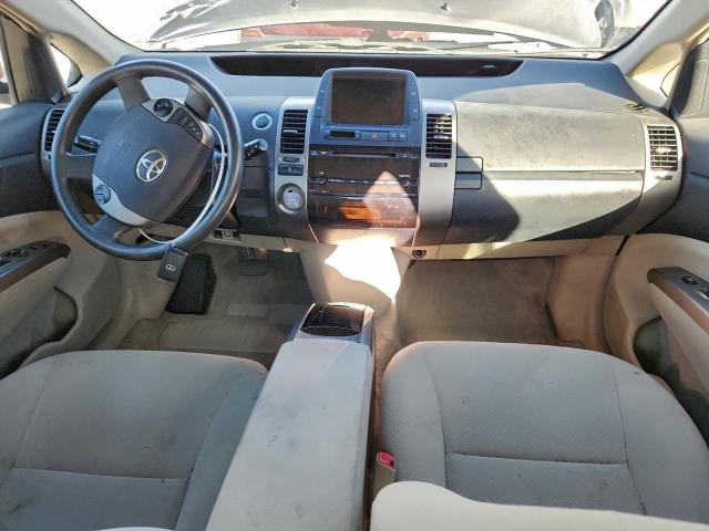 Toyota Prius Image 6