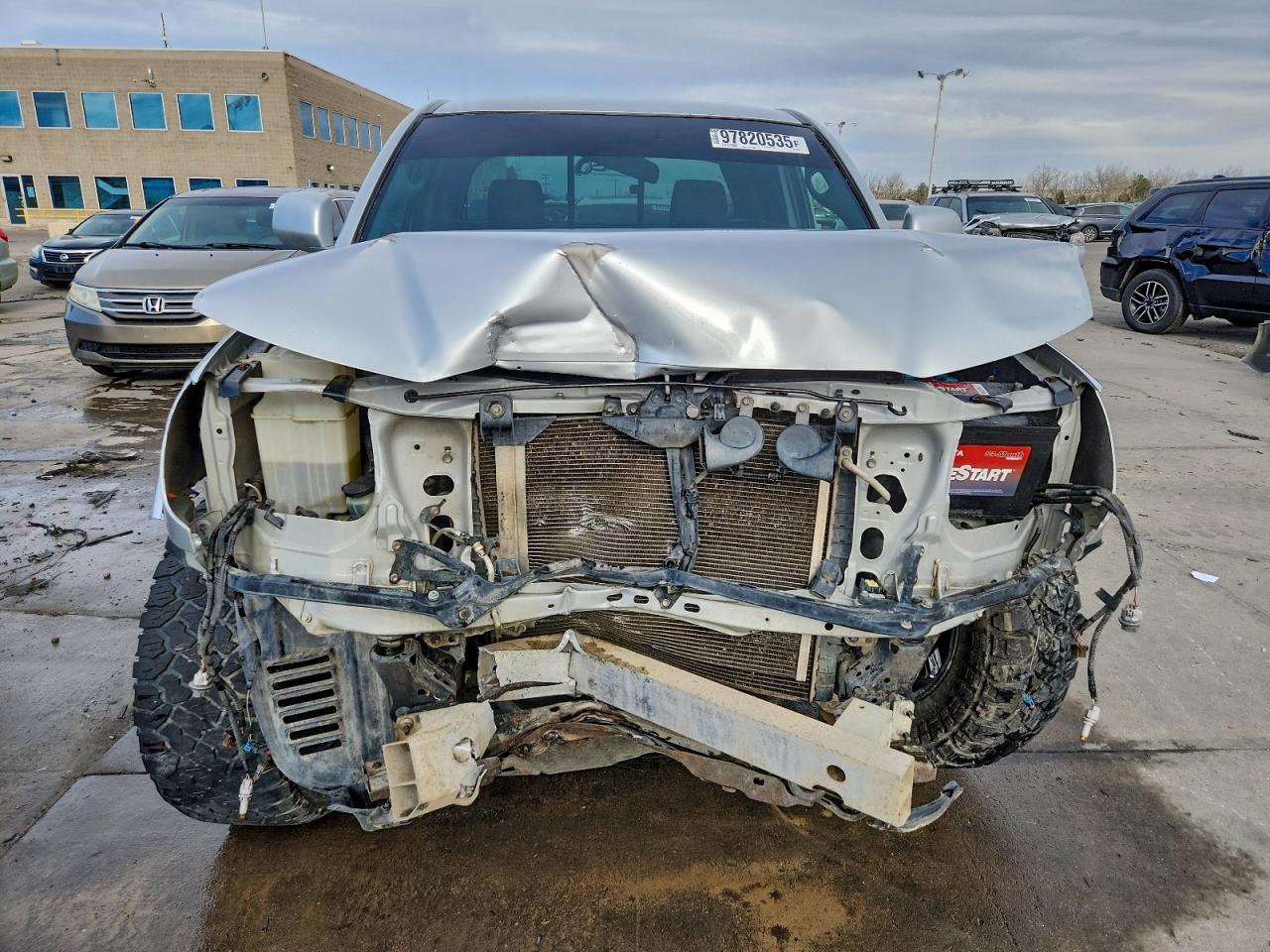 Toyota Tacoma Access Cab Image 3
