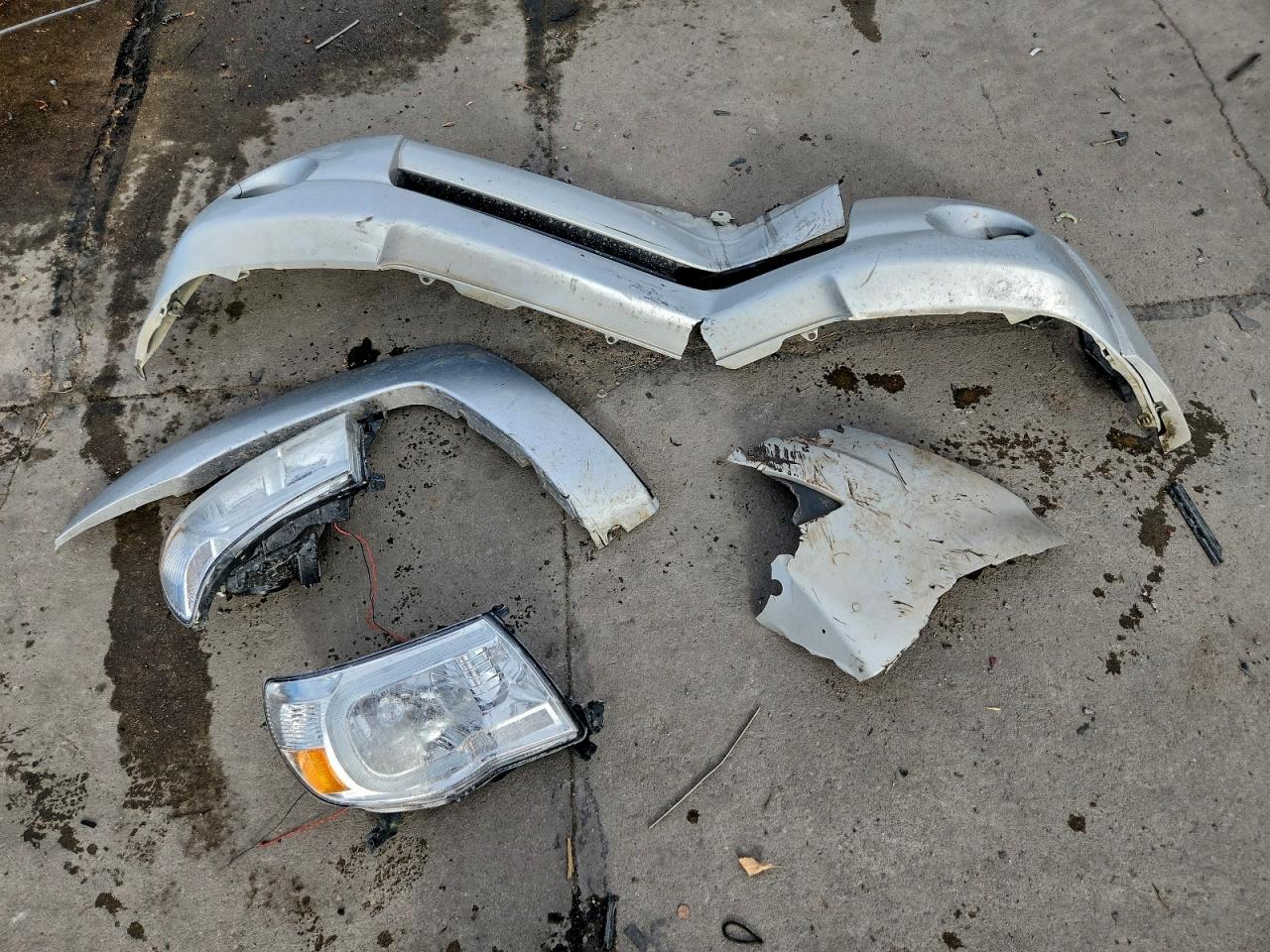 Toyota Tacoma Access Cab Image 11