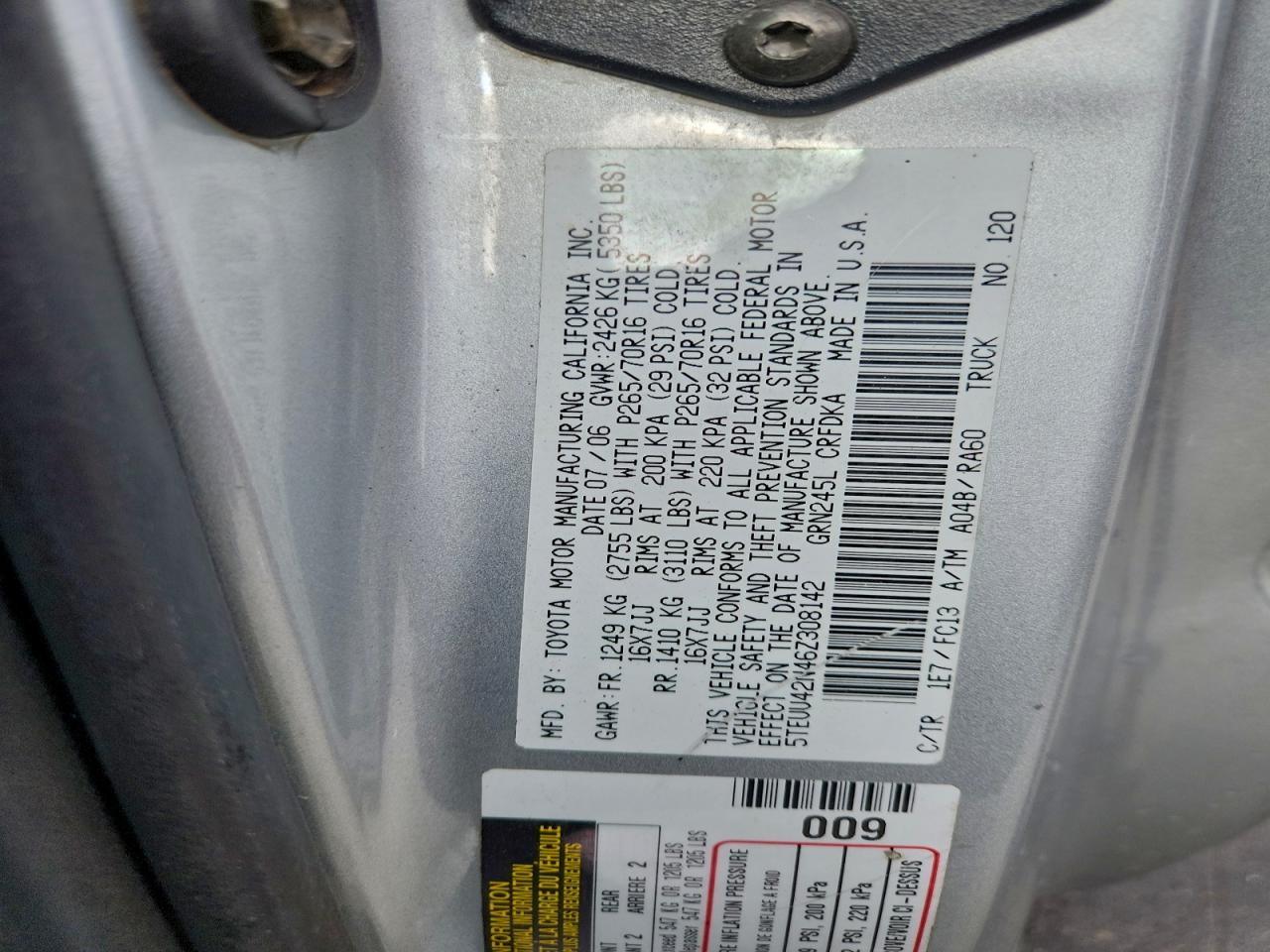 Toyota Tacoma Access Cab Image 13